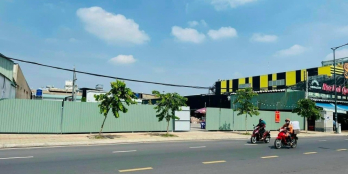 Lô đất mặt tiền Tô Hiệu, quận Tân Phú, gần chung cư Richstar