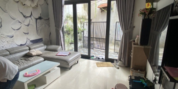 Bể nợ, cắt lỗ 200TR, Bán gấp căn nhà phố 2 tầng trường chinh cẩm lệ, 3PN LH ngay