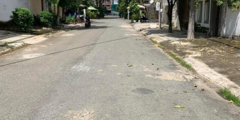 ĐẤT LỌT KHE CẦN NHƯỢNG ĐẤT MẶT TIỀN 5X20=102M2/BÌNH CHÁNH/1 TỶ 420