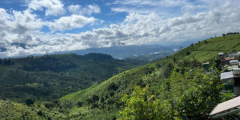 9 sào đất vuông vắn nở hậu 70m mặt tiền đường. Sát Tà Đùng chỉ 1.2 tỷ