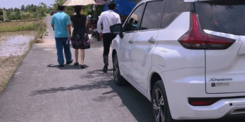 Đất mặt tiền tiện kinh doanh - giá 11 triệu m2 - nằm ngay khu dân cư - sổ sẵn .