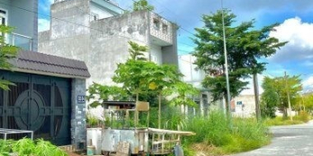 BÁN GẤP LÔ ĐẤT 95M2 NGAY KDC ĐƯỜNG 10,NGUYỄN VĂN TIẾP,GIÁ 1TY5 TL,TT Bến Lức