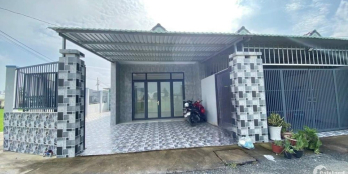Cần bán căn nhà 2 mặt tiền mới 100% thị xã Gò Công, Gần cty Việt Long Hưng