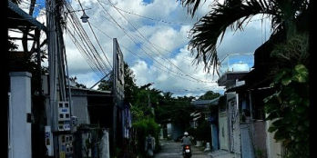 [KẸT TIỀN BÁN GẤP]NHÀ ĐẤT HẺM 15 LẠC LONG QUÂN,6X27.7, FULL TC,CHỈ 375TR/NGANG