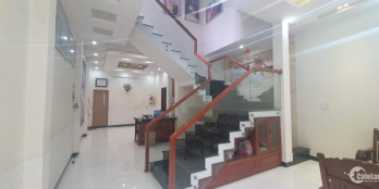 Nhà 3 tầng Trung Tâm Hải Châu 85m2 giá nhỉnh 5tỷ X
