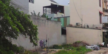 Chur nhà cần bán gấp lô 100m2 kề góc giá bán 2tỷ899