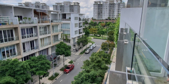 Cho Thuê Gấp 2 tầng VP Sala, Có Hầm Xe Riêng, Thang Máy, DT 80m2. Giá 20tr/tháng