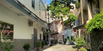 Chính chủ bán nhà hẻm 4m Phường 4 Quận 3-2lầu sân thượng