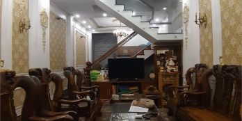 BÁN NHÀ HXH GẦN UBND PHƯỜNG 9 70M²(5x14) 4tấm BTCT NHỈNH 8 TỶ LH 0933928022