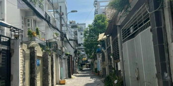 Chính Chủ Thua Chứng Khoán Bán Nhà Nguyễn Thị Tần