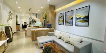 Siêu Phẩm Bình Long, Tân Phú – Hẻm to, 4 tầng, tặng nội thất, chỉ 6.5 tỷ.