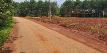 BÁN 2.200M2 ĐẤT ĐƯỜNG NHỰA LỚN 25M, RẤT THÍCH HỢP XÂY TRỌ GIÁ CHỈ 450 TRIỆU