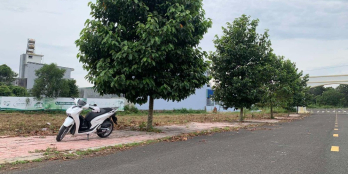 Chỉ với 680tr sở hữu ngay 1 nền 6x25m full thổ, sổ riêng tại ngay tâm TP ĐX