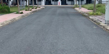 Cần bán nhà ngay Mặt Tiền đường, gần chợ vs bệnh viện Đức Hoà Long An