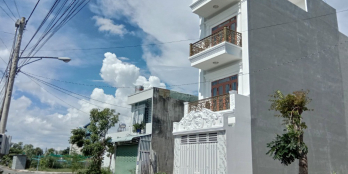 Bán nhà 4x18 mới xây cực đẹp Cát Tường Phú Sinh