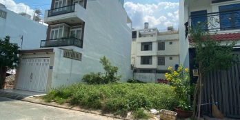 Ngân hàng siết tín dụng cuối năm nên Cần bán gấp miếng đất ở Quận 12