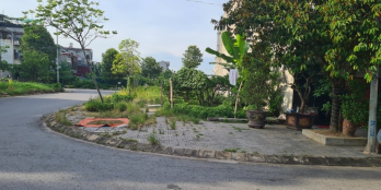 Bán lô đầu ve Mb530 Đông Vệ gần chung cư C5, KS Mường Thành 72,2m2 rộng 4,5m giá