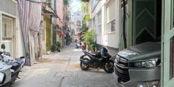 Quá khó để tìm nhà ở khu đường Hoa phố San Fran Xích Long?