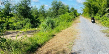 Cần bán 1000m2 đất vườn view kênh siêu đẹp