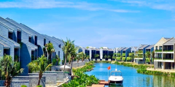 Bán cắt lỗ căn biệt thự cao cấp Casamia Hội An - Xây thô 3 tầng - DT 300m