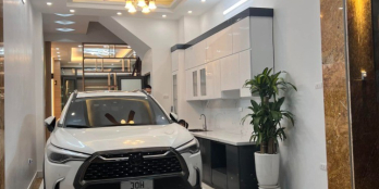 Bán nhà riêng, ô tô vào nhà thoải mái, kinh doanh đỉnh cao, nơi ở tài lộc