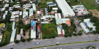 Mặt tiền kinh doanh ql51 gần ngã ba cảng cái mép - phú mỹ.