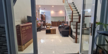Nhà đẹp! Hẻm ba gác Huỳnh Tấn Phát Quận 7 52m2 chỉ 3,6 tỷ thương lượng
