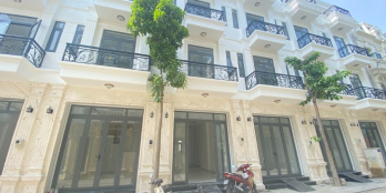 Bảo Yến Residence, Nhà Phố Mặt Tiền Quận Tân Phú! 4x18m, SHR có sẵn!