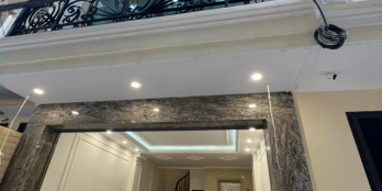 Nhà Đẹp Phố Hoàng Hoa Thám,Ngọc Hà,Ba Đình,Ô Tô Đỗ Cửa;DT 50M Giá 10.8 Tỷ