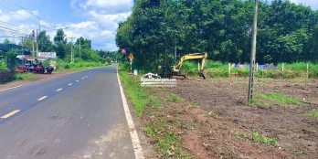 Chủ bán lỗ đất góc 2 mặt tiền 3.575m2 (65x55m) giá 360 trệu, đường 42m vào đất