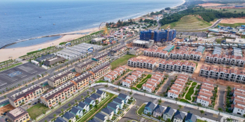 Rổ hàng nội bộ 6 căn biệt thự 200m2 giữa lòng sân Golf Novaworld PThiết chỉ 9tỷ5