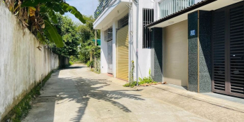 101m2. Hướng Tây Nam. Ngõ Hoàng Văn Bá Hưng Lộc