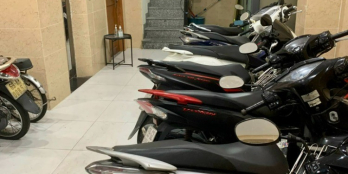 Bán Căn Hộ dịch vụ,  có thang máy, khoán 50tr/th, chỉ 10.5 tỷ, kẹt ngân hàng