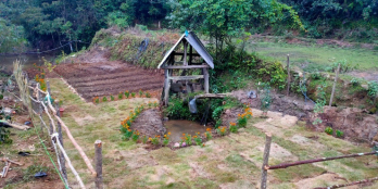 bán đất cạnh suối đẹp tại y tý , giá cắt lỗ co suối chảy cạnh đất