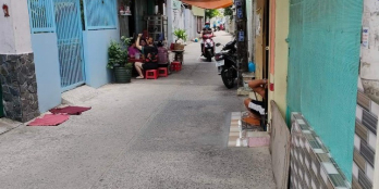 Q8 Lương văn can 1treetj 1 lầu 2 PN sổ hồng riêng giá chỉ 1 tỷ xx