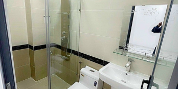 Bán nhà hẻm 6m đường Hương Lộ 2. - DT : 4x17m. lửng, 3 lầu. Gía 6.8 tỷ