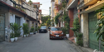 Bán Nhà Phố Ngô Gia Tự 52m, Chủ Tự Xây năm 2018, Ngõ Ô Tô Thông, 6 tỷ tươi.
