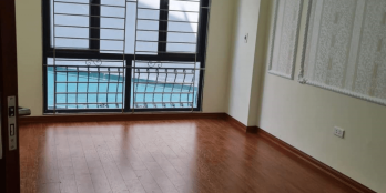 Chính chủ bán nhà ngõ 201 Phúc Lợi, Quận Long Biên, 30m2 giá 2,8 tỷ