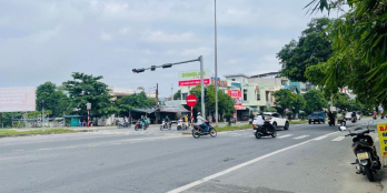 Gia đình vỡ nợ! Bán gấp lô mặt tiền đường 26m giá sập hầm chỉ 910 Triệu, sổ đỏ