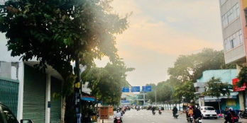 GIẢM GIÁ 2 TỶ, BÁN GẤP NHÀ MT BẠCH ĐẰNG, NHÀ MỚI, 5X9M, 4 LẦU THANG MÁY, 12,2 TỶ