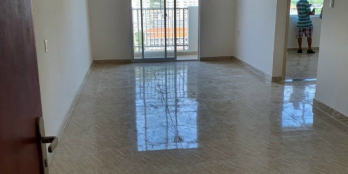 Cần bán căn thương mại, tầng 2, Chung cư Hoàng Quân - Vĩnh Hòa.