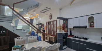 Nhà đẹp Mỹ Tho. Tiền Giang. Chủ cần xoay vốn bán gấp nhanh mùa worlcup