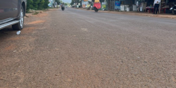 NỢ NẦN BÁN GẤP LÔ THỔ CƯ 520M2(10M X 52M) ĐỐI DIỆN CỔNG KCN, SHR, GIÁ 330TR