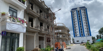 NHÀ 1 TRỆT 2 LẦU KDC LIỀN KỀ TRƯỜNG CAO ĐẲNG BẾN TRE