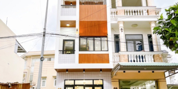 Nhà 2LAU mới đẹp full nội thất ĐS3 khu DH Y Dược.Giá 6,5 tỷ