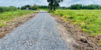 chủ kẹt tiền cần bán 1100m2 đất vườn view kênh lớn siêu đẹp