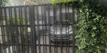 Cần bán nhà HXH, xe hơi đậu trong nhà, đường Nguyễn Duy Trinh, Thủ Đức.