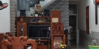 Bán nhà 1 trệt 1 lầu 3 phòng ngủ dt 82m2 mặt tiền trung tâm Kp 5, P. Tam Hiệp