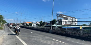 Cần bán Gấp nhà mới chưa ở Mặt tiền kinh doanh đa ngành nghề Quốc Lộ 1A, TG