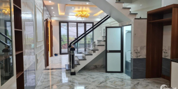 Chính chủ gửi bán nhà 4 tầng mặt đường Đằng Hải 57,5m2 móng cọc khoan nhồi.